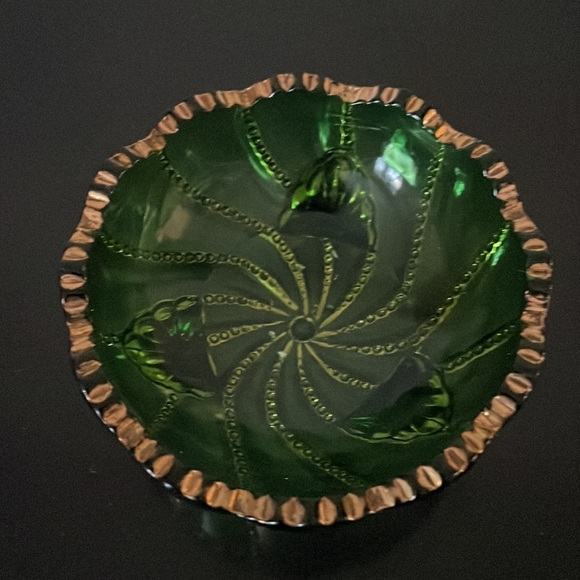 Duncan Green Glass with Gold Beaded Swirl Candy Dish Three Footed Small Bowl - Picture 2 of 6